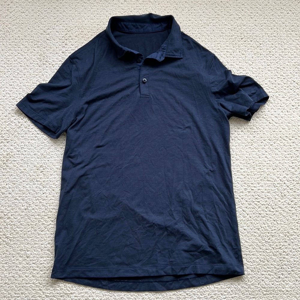 Men’s Navy Lululemon Evolution Short Sleeve Polo Shirt Size M